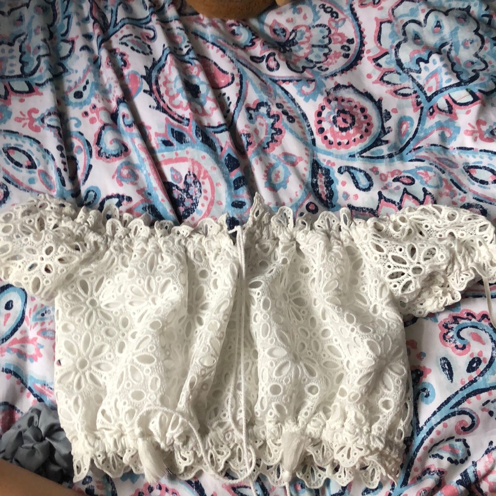 lace crop top